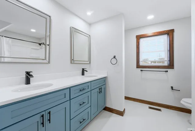 $259,900 | 12109 Water Street, Harlan, IN 46743