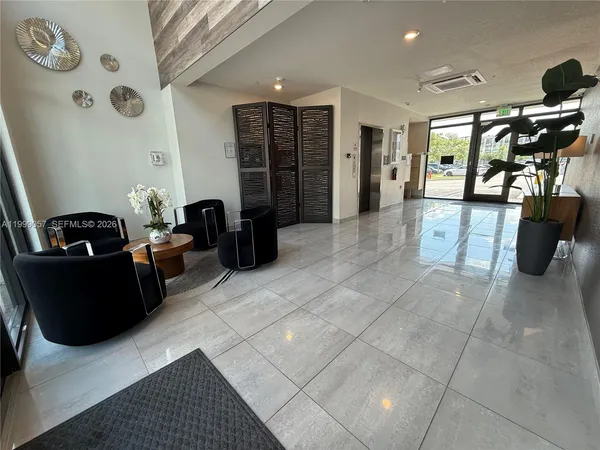 $455,000 | 8167 Northwest 41st Street, Unit E409, Doral, FL 33166