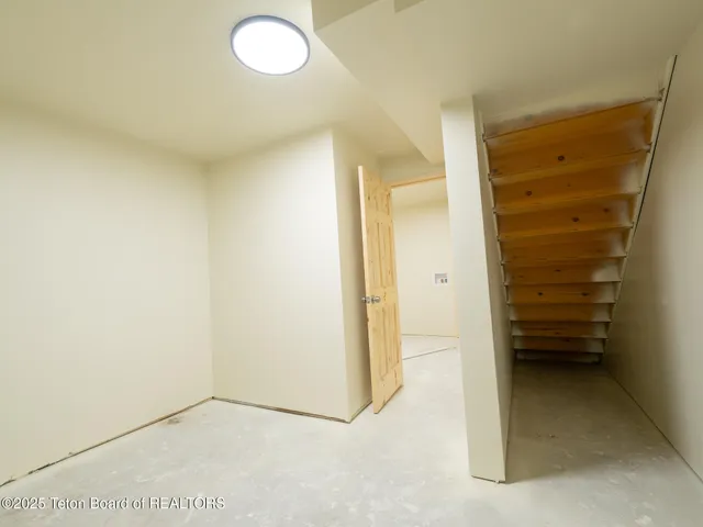 $2,220,000 | 700 Pearl Street, Jackson, WY 83001