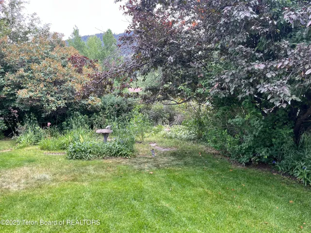 $2,220,000 | 700 Pearl Street, Jackson, WY 83001