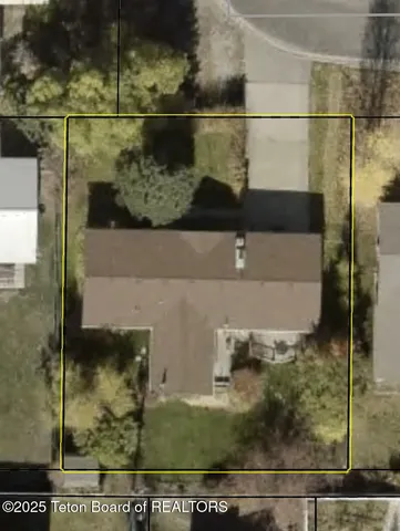 $2,220,000 | 700 Pearl Street, Jackson, WY 83001