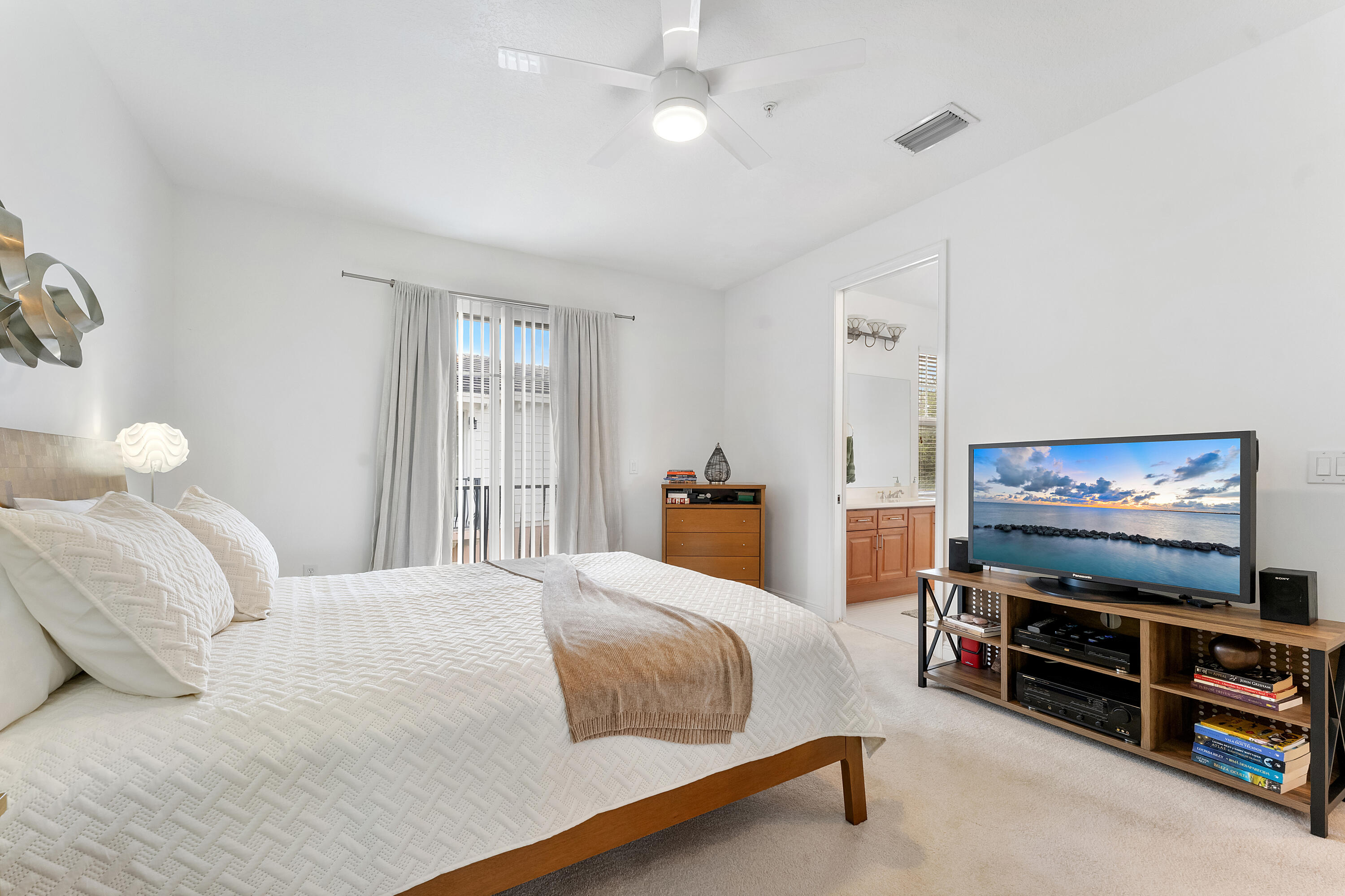 638 Northwest 38th Circle Boca Raton, FL 33431 - Photo 12 of 57 12-print-DSC09391