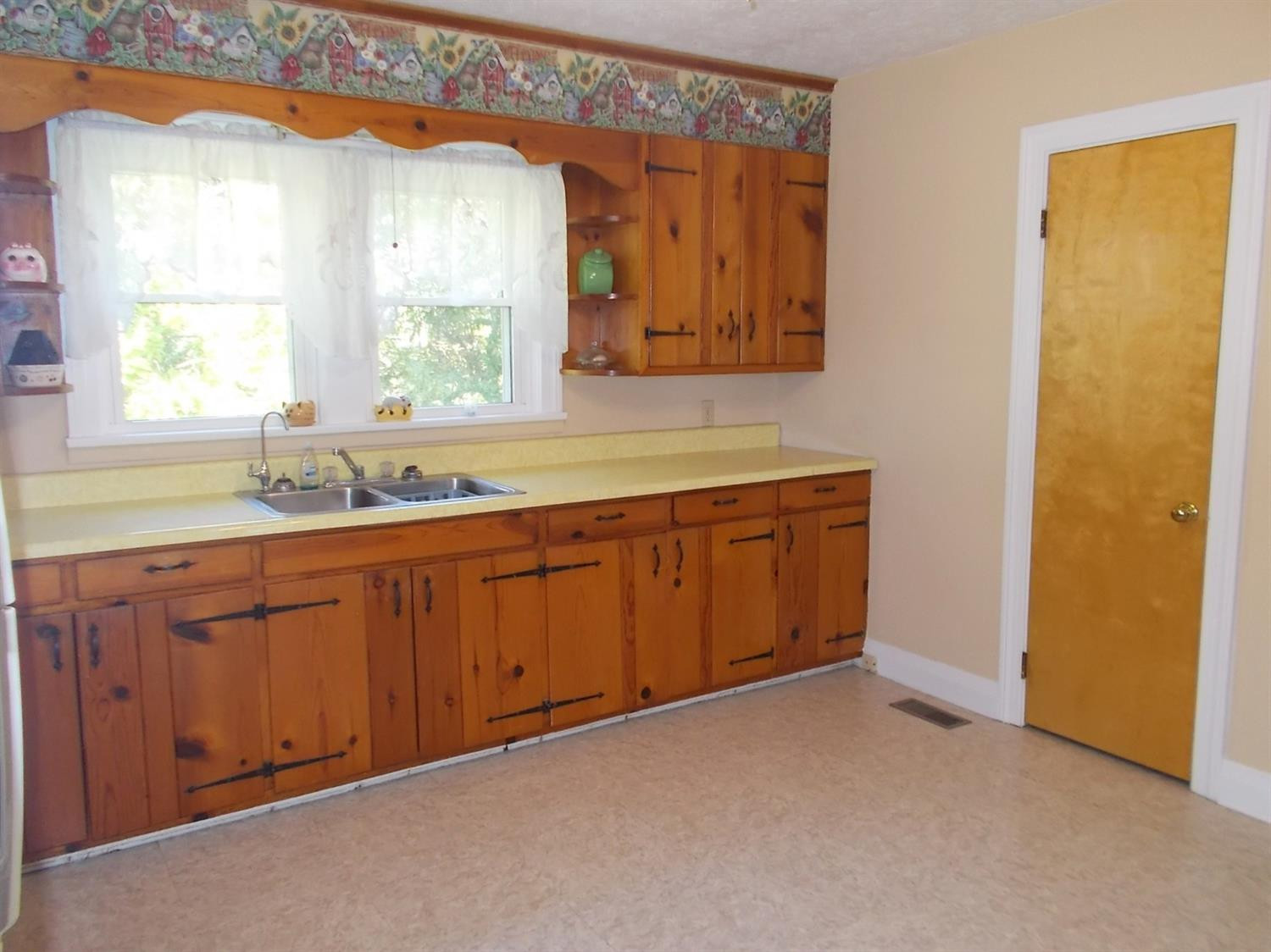 1005 Spencer Road Mount Sterling, KY 40353 - Photo 9 of 20 Photo 9