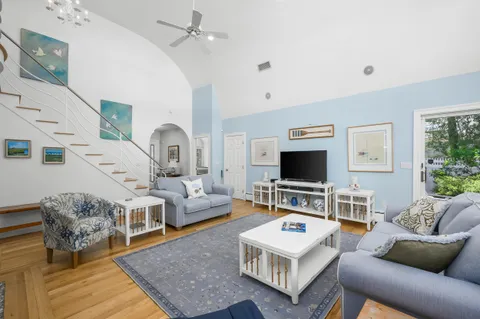 $1,400,000 | 72 Bayshore Drive, Mashpee, MA 02649