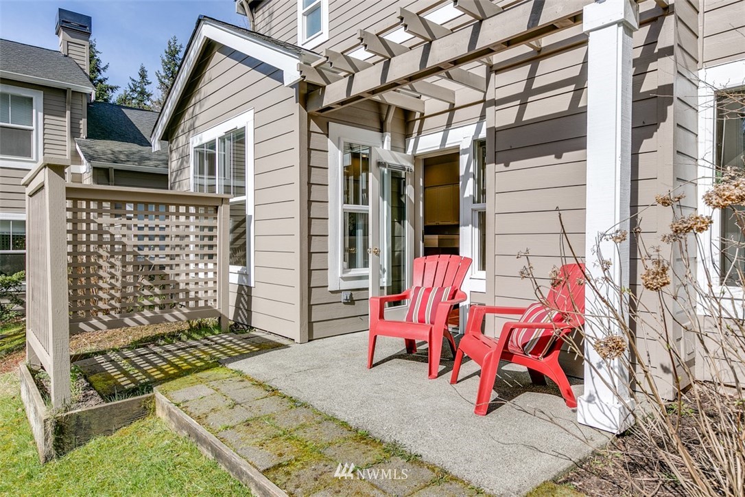 1240 Weaver Road Northwest, Unit B7 Bainbridge Island, WA 98110 - Photo 23 of 25 Gallery Image 23