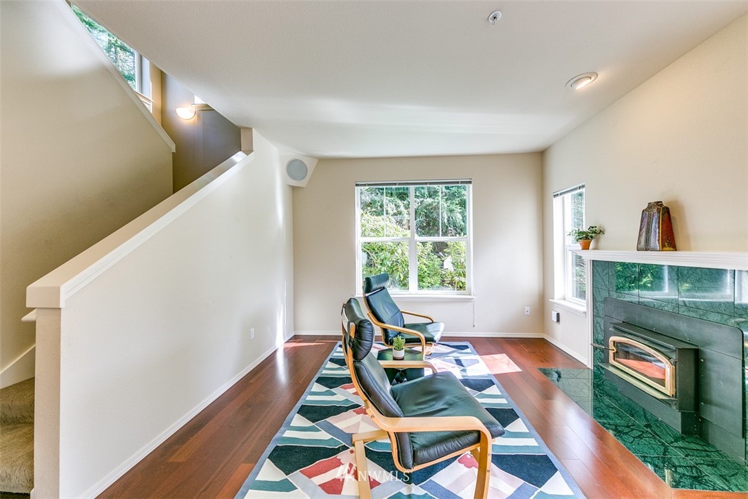 1240 Weaver Road Northwest, Unit B7 Bainbridge Island, WA 98110 - Photo 7 of 25 Gallery Image 7