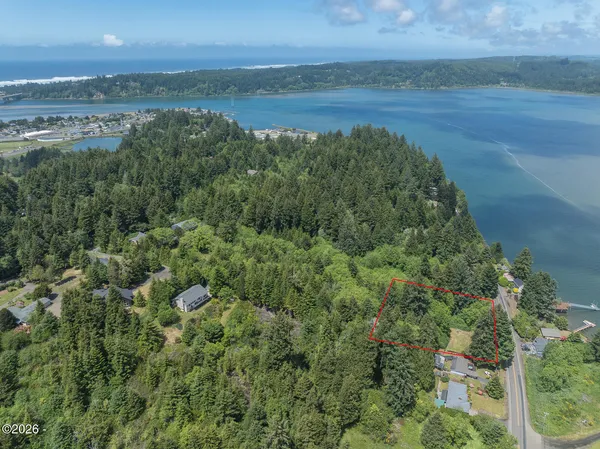 $139,000 | 1200 East Alsea Highway, Waldport, OR 97394