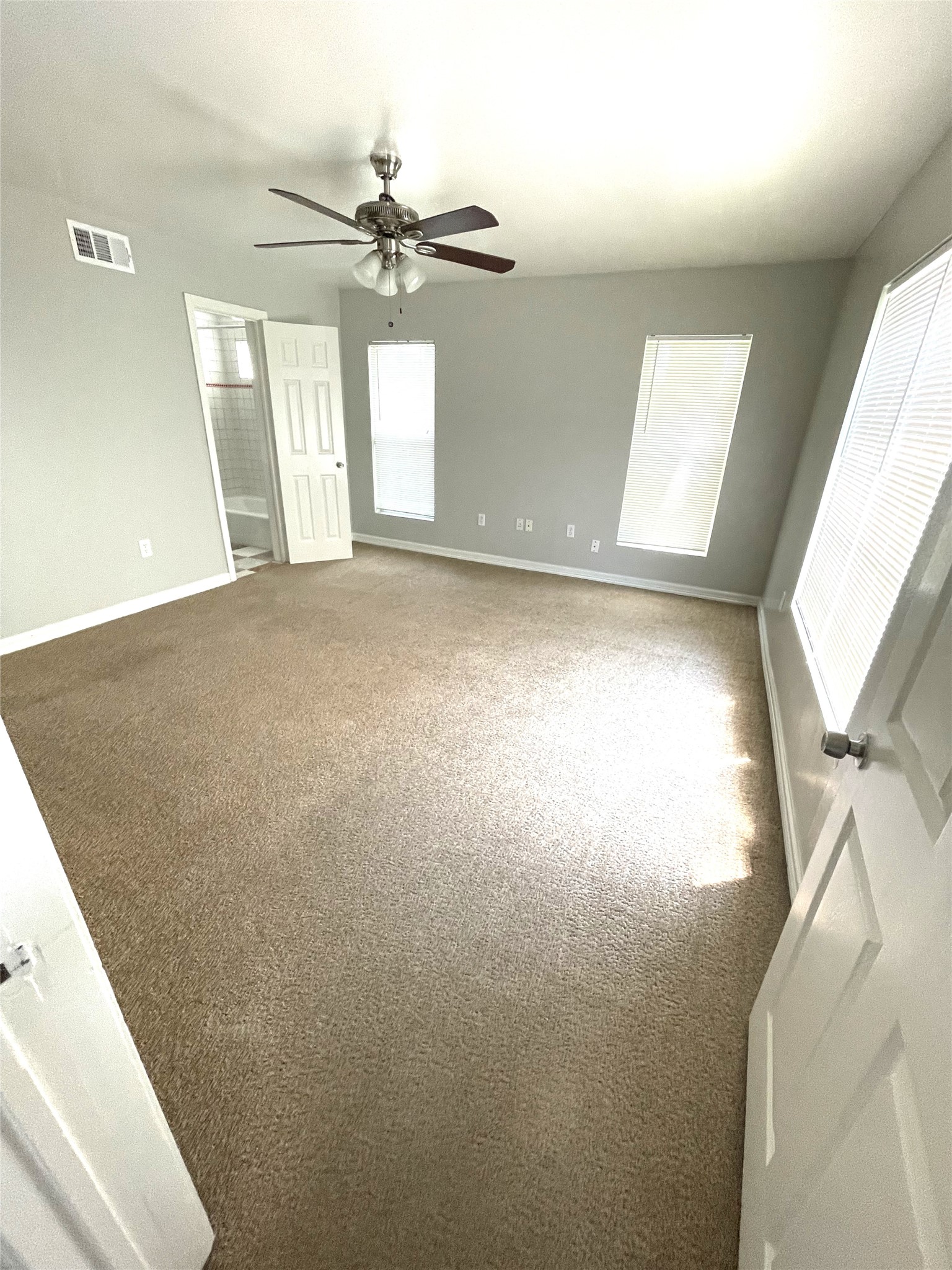 4122 Drake Street, Unit 1/2 Houston, TX 77005 - Photo 18 of 24 1st floor bedroom