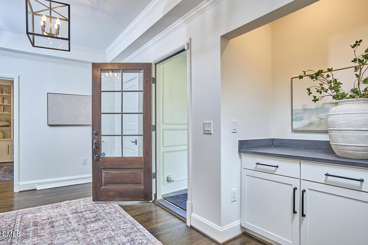 3540 Rugby Road Durham, NC 27707 - Photo 10 of 47 026
