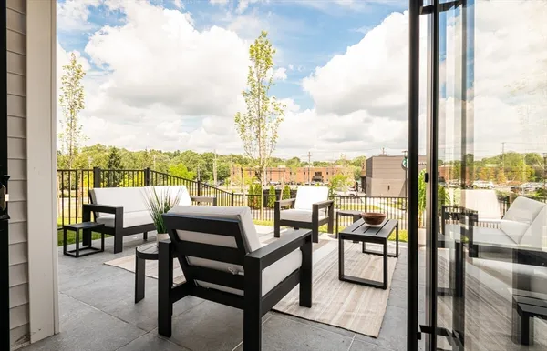$685,000 | 203 Lowell Street, Unit 318, Wilmington, MA 01887