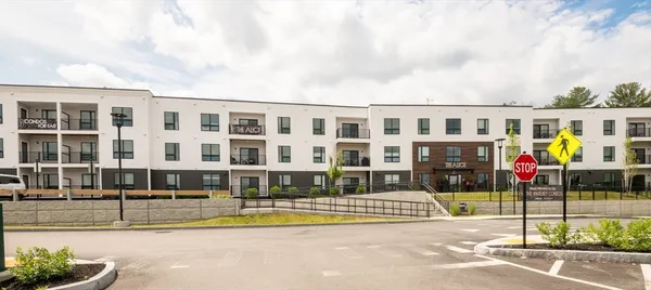 $685,000 | 203 Lowell Street, Unit 318, Wilmington, MA 01887