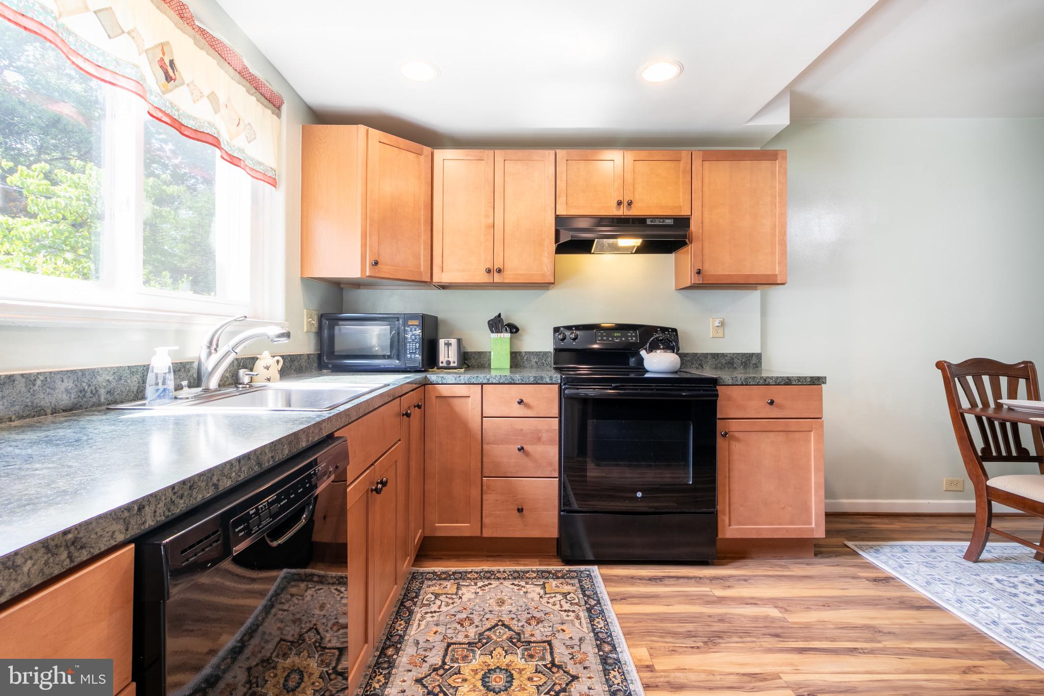 3 Crescent Road Greenbelt, MD 20770 - Photo 12 of 38 Gallery Image 12