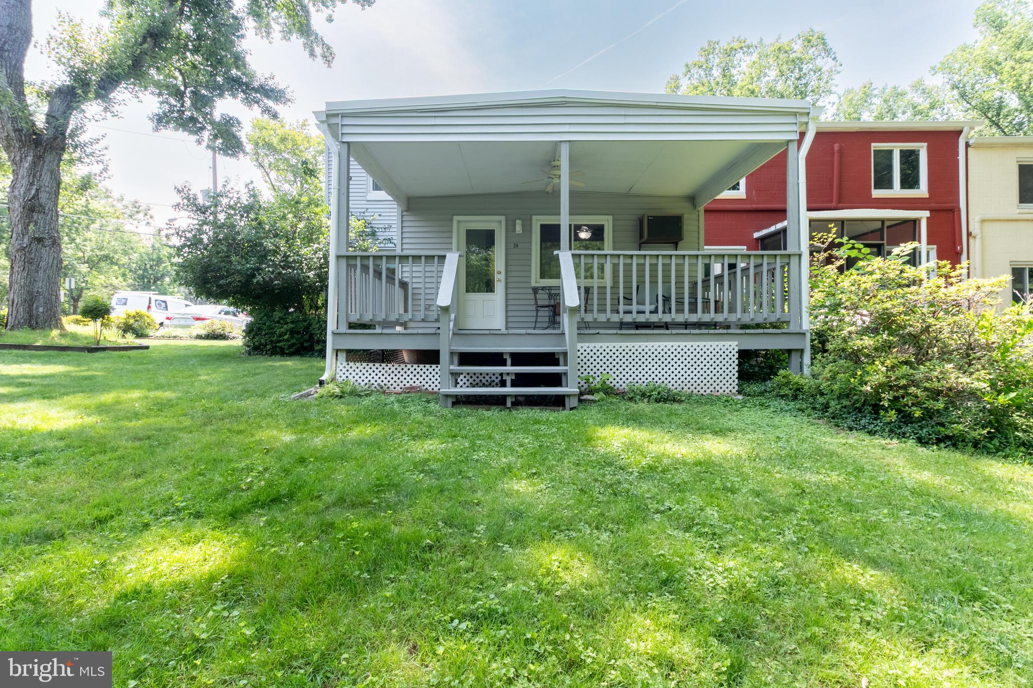 3 Crescent Road Greenbelt, MD 20770 - Photo 3 of 38 Gallery Image 3