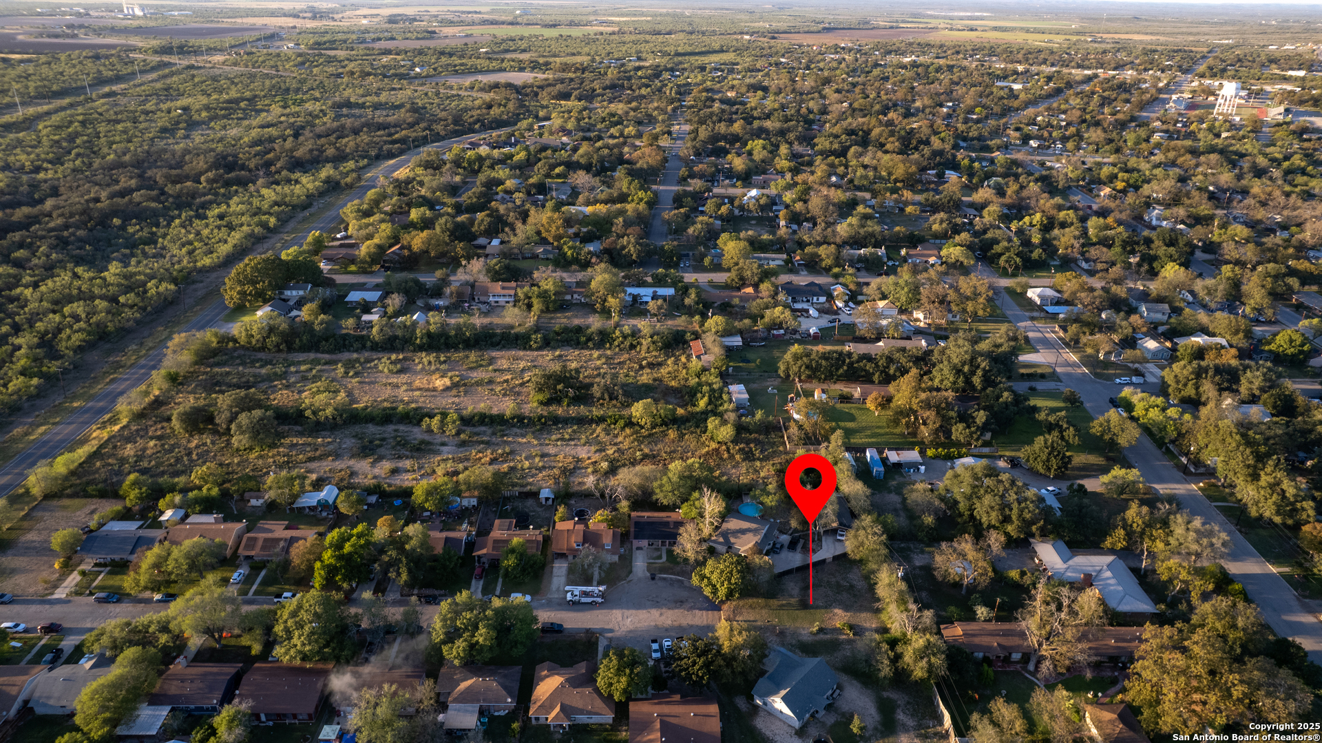 11 Rosebud Circle Uvalde, TX 78801 - Photo 4 of 9