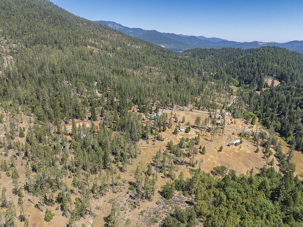 650 Gold Canyon Road Selma, OR 97538 - Photo 38 of 47 41