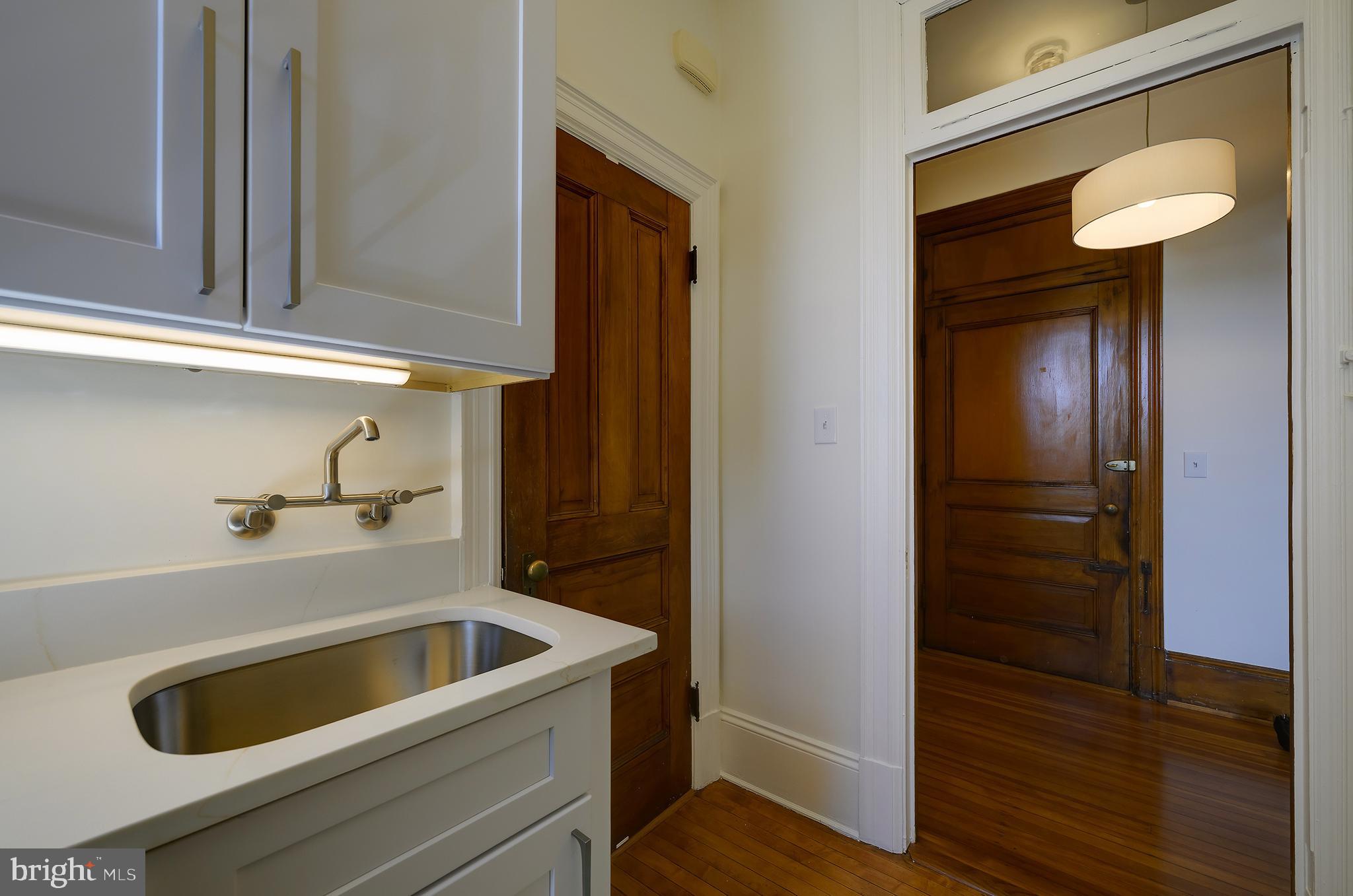 2853 Ontario Road Northwest, Unit 418 Washington, DC 20009 - Photo 13 of 53