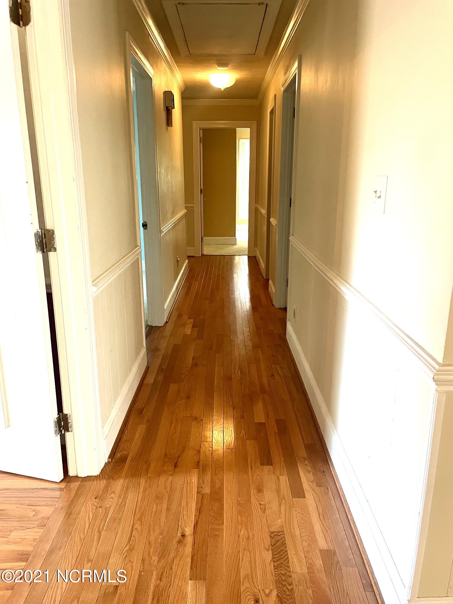 318 King George Road Greenville, NC 27858 - Photo 10 of 25 Hall