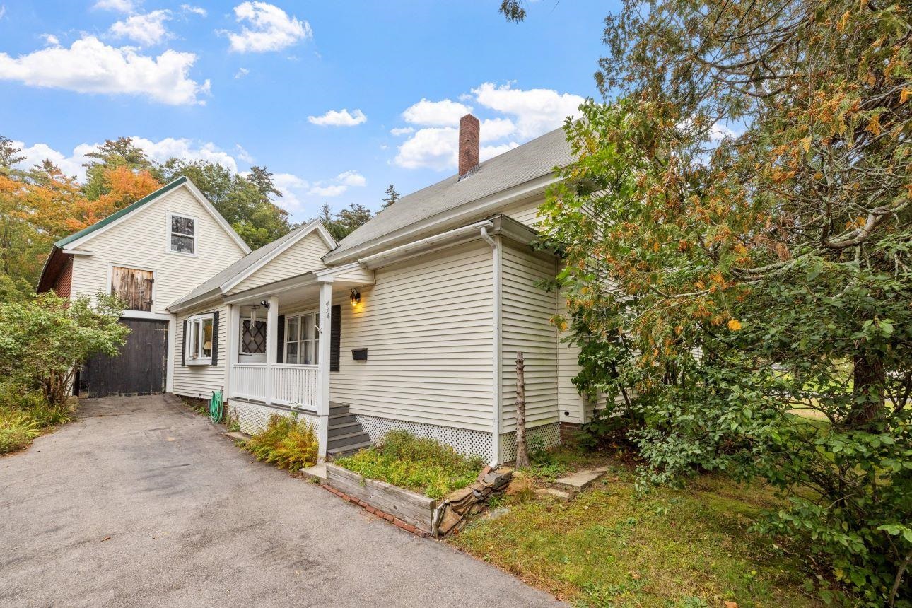 434 Portland Street Rochester, NH 03867 - Photo 1 of 34