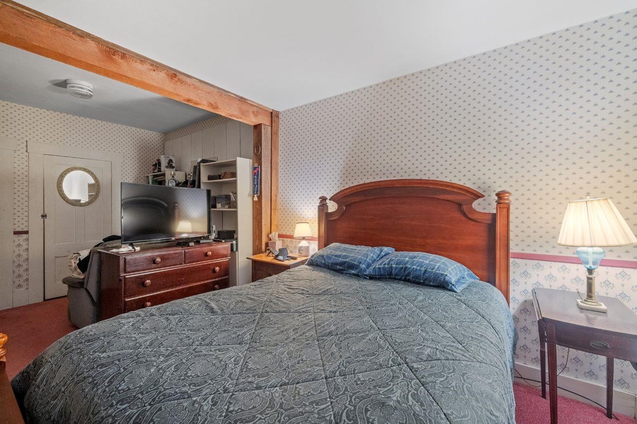 434 Portland Street Rochester, NH 03867 - Photo 8 of 34