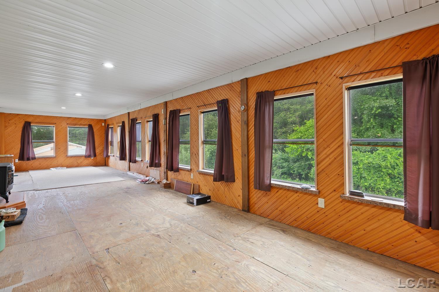 2010 South Kane Road Stockbridge, MI 49285 - Photo 31 of 80