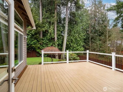 $1,250,000 | 12915 50th Place West, Mukilteo, WA 98275