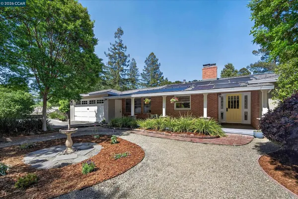 $2,450,000 | 10 Greenwood Court, Orinda, CA 94563