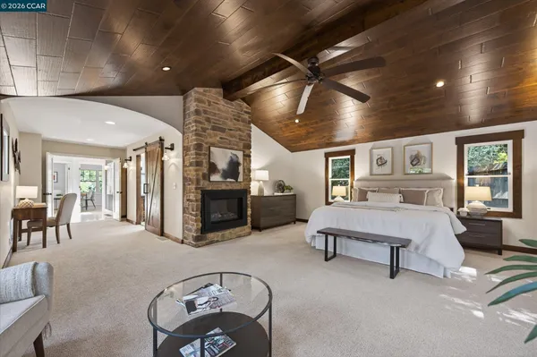 $2,450,000 | 10 Greenwood Court, Orinda, CA 94563