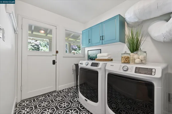 $2,450,000 | 10 Greenwood Court, Orinda, CA 94563