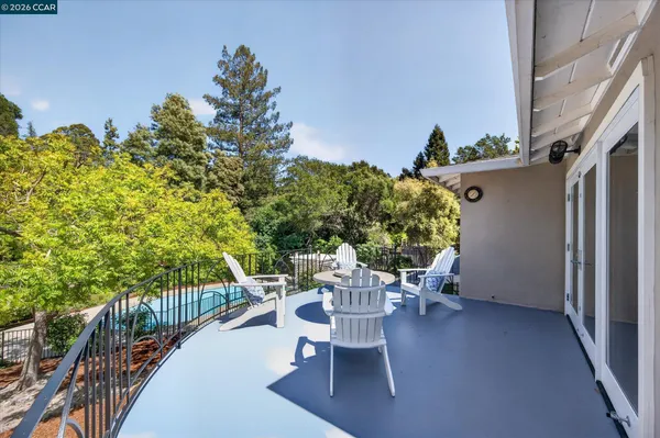 $2,450,000 | 10 Greenwood Court, Orinda, CA 94563