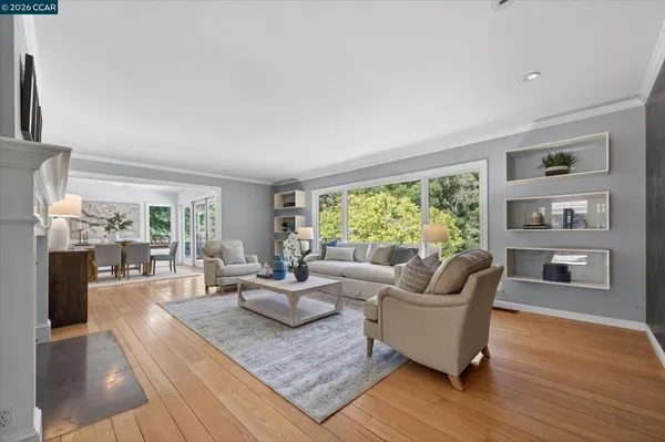$2,450,000 | 10 Greenwood Court, Orinda, CA 94563