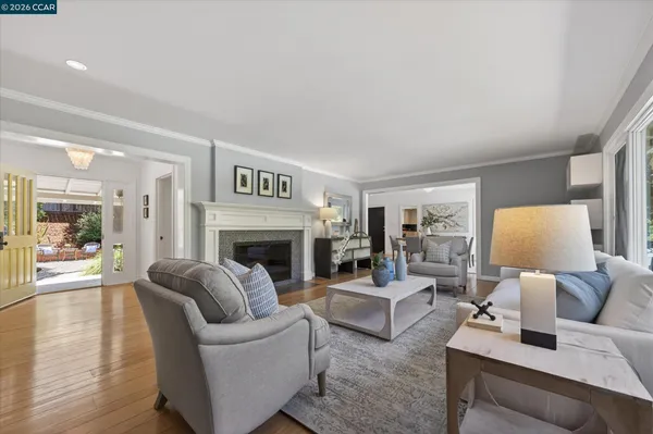 $2,450,000 | 10 Greenwood Court, Orinda, CA 94563