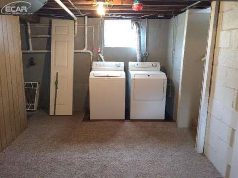 2326 North Linden Road Flint, MI 48504 - Photo 20 of 26 20445365-19.JPG