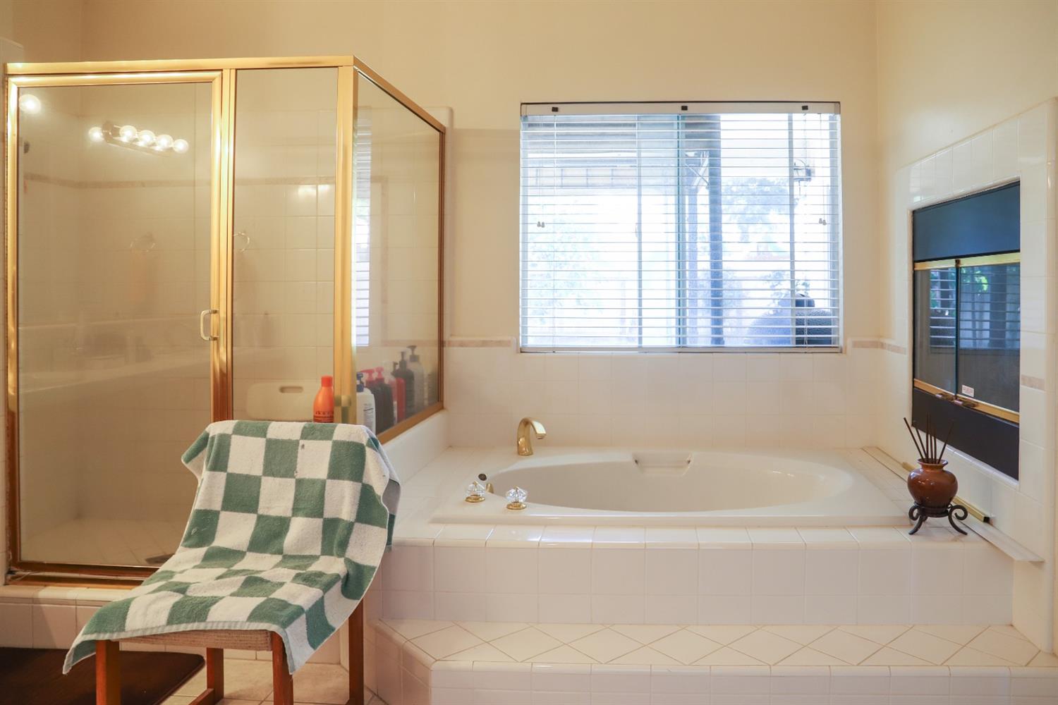 118 Gable Way Madera, CA 93637 - Photo 24 of 34