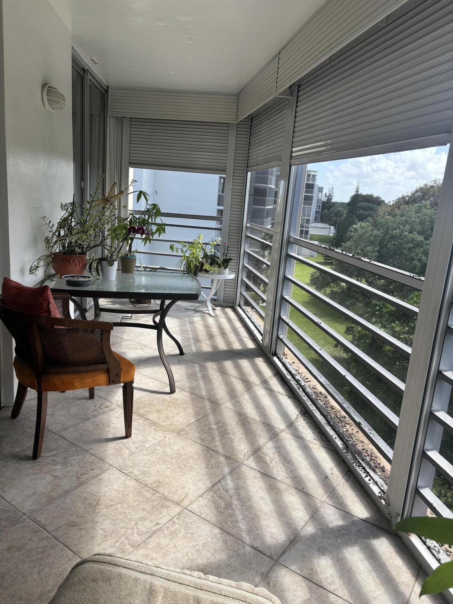 6461 Northwest 2nd Avenue, Unit 501 Boca Raton, FL 33487 - Photo 4 of 11 IMG_2037