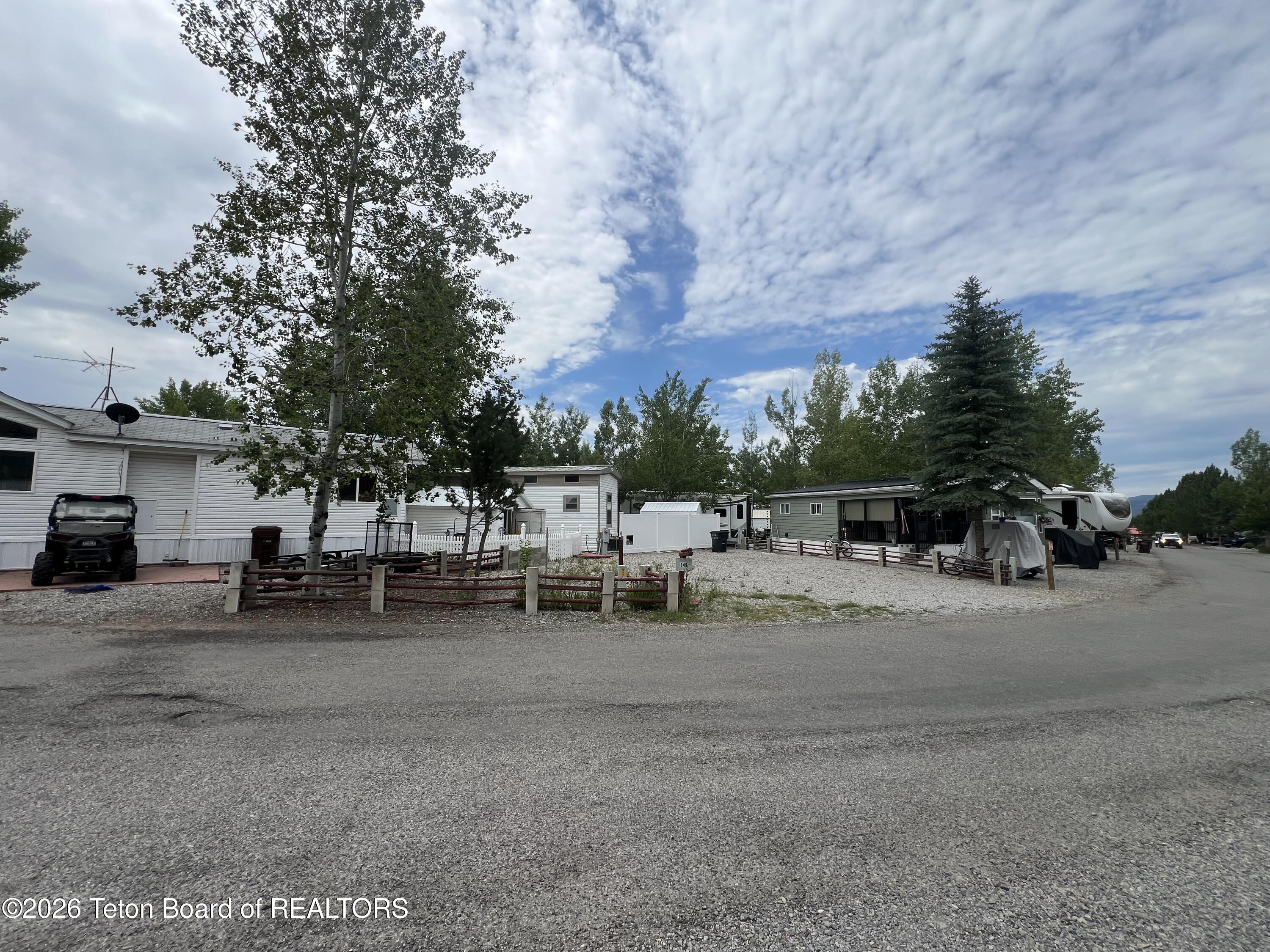 349 Rim Road Thayne, WY 83127 - Photo 10 of 11 IMG_4200