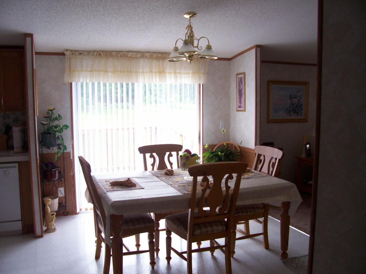 502 Armentrout Road Covington, VA 24426 - Photo 6 of 12 Dining Room