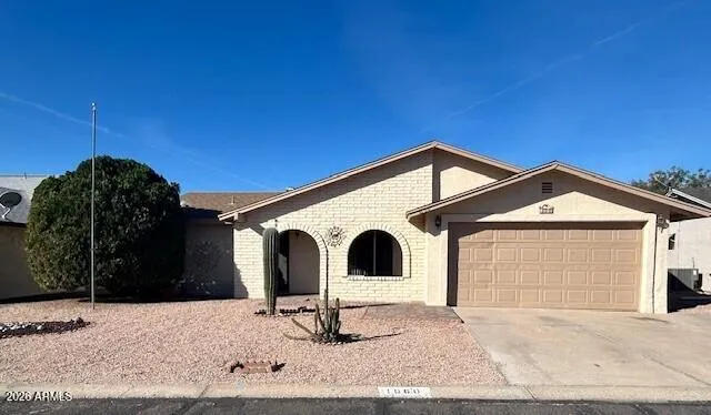$1,795 | 1060 South 81st Street, Mesa, AZ 85208
