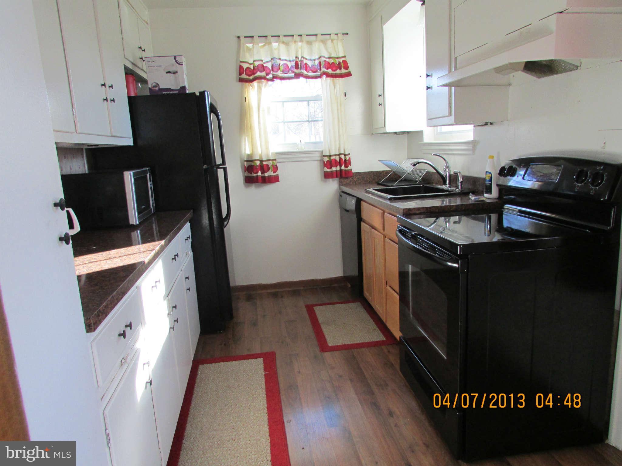 104 Paradise Road Aberdeen, MD 21001 - Photo 5 of 27 Kitchen