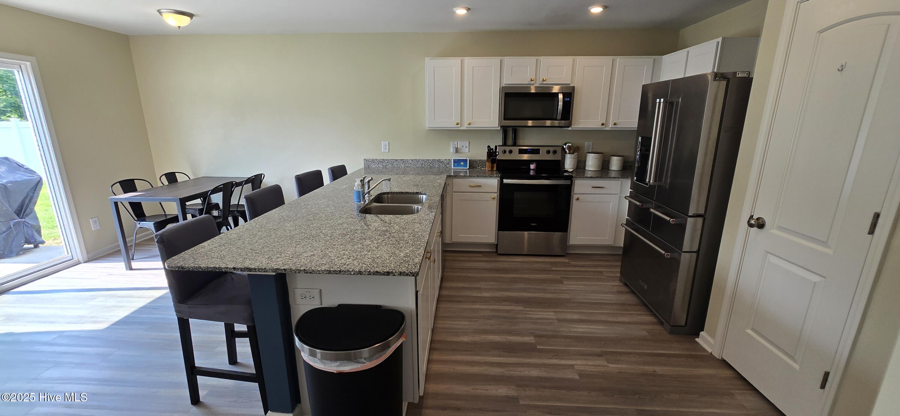 3191 Streamside Lane Winterville, NC 28590 - Photo 8 of 39 Kitchen