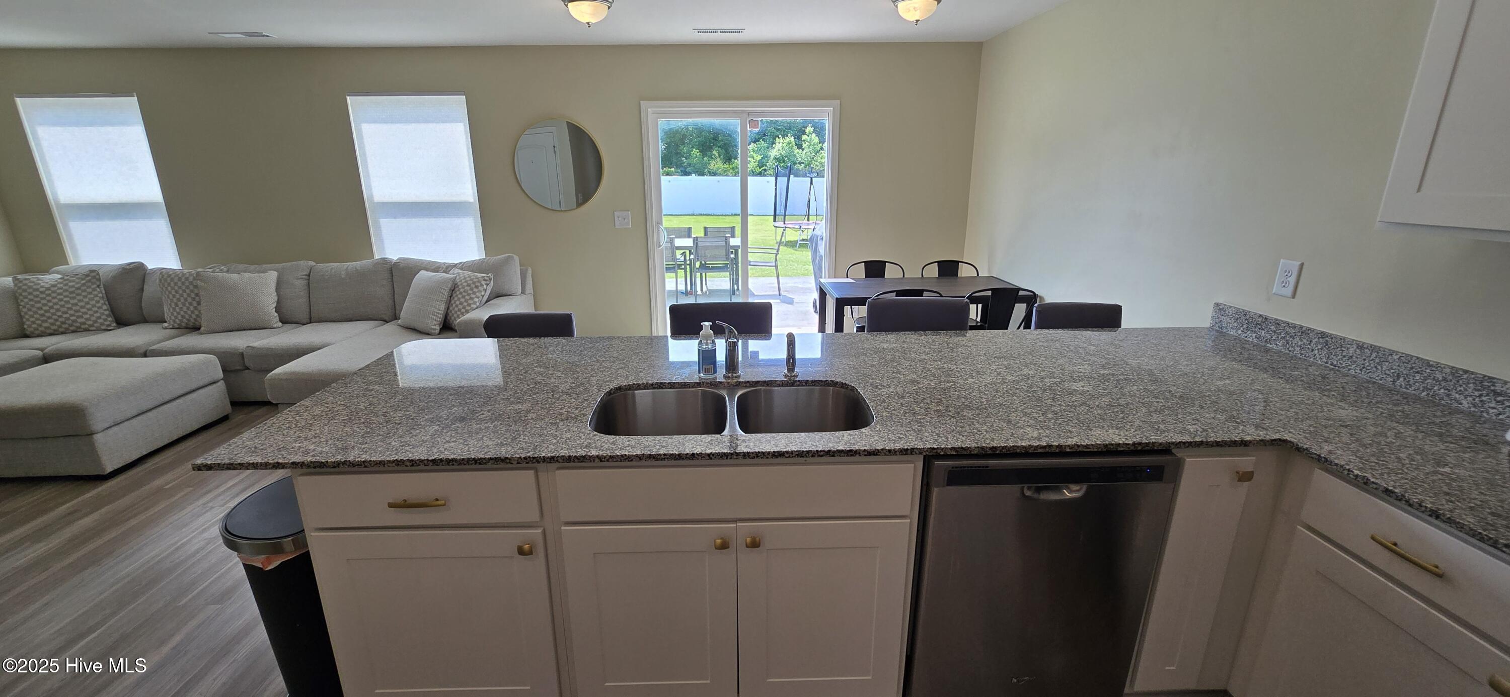 3191 Streamside Lane Winterville, NC 28590 - Photo 9 of 39 Kitchen