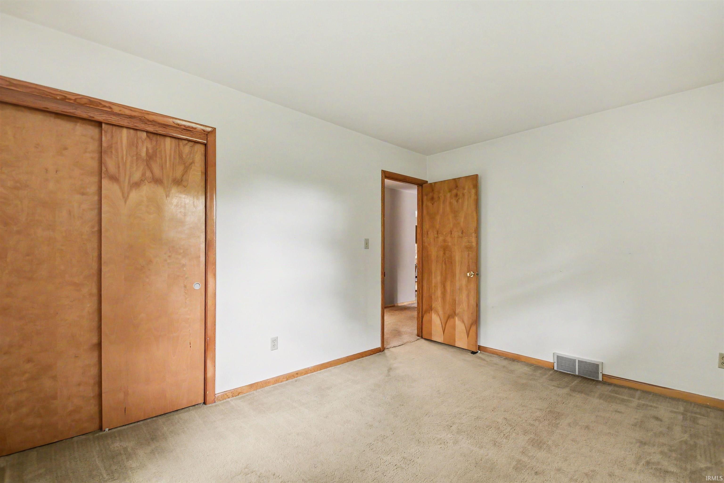 20861 Darden Road South Bend, IN 46628 - Photo 13 of 30 Gallery Image 13