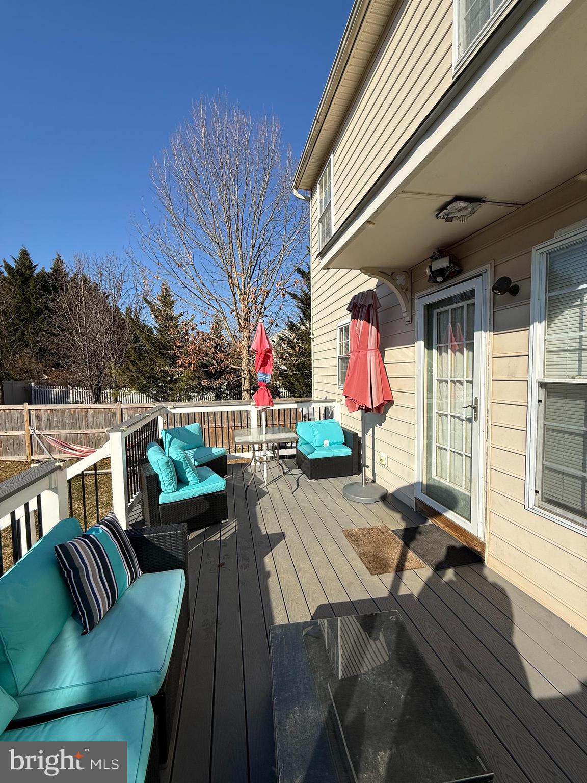 215 Seamaster Road Essex, MD 21221 - Photo 31 of 34 a view of balcony with a potted plant and outdoor seating