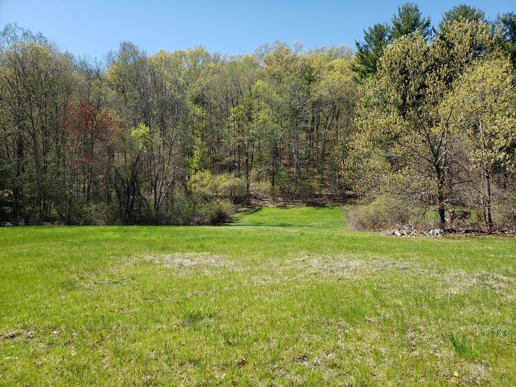 479 River Road Hudson, MA 01749 - Photo 5 of 17 Gallery Image 5