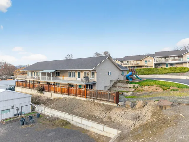 $399,000 | 822 15th Avenue, Lewiston, ID 83501