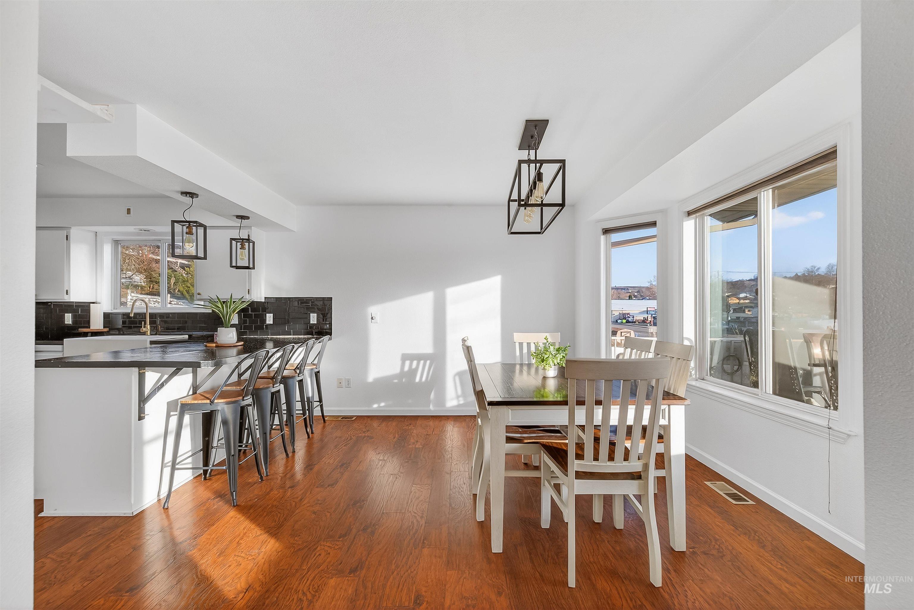 822 15th Avenue Lewiston, ID 83501 - Photo 9 of 44 Dining room with dark wood-type flooring