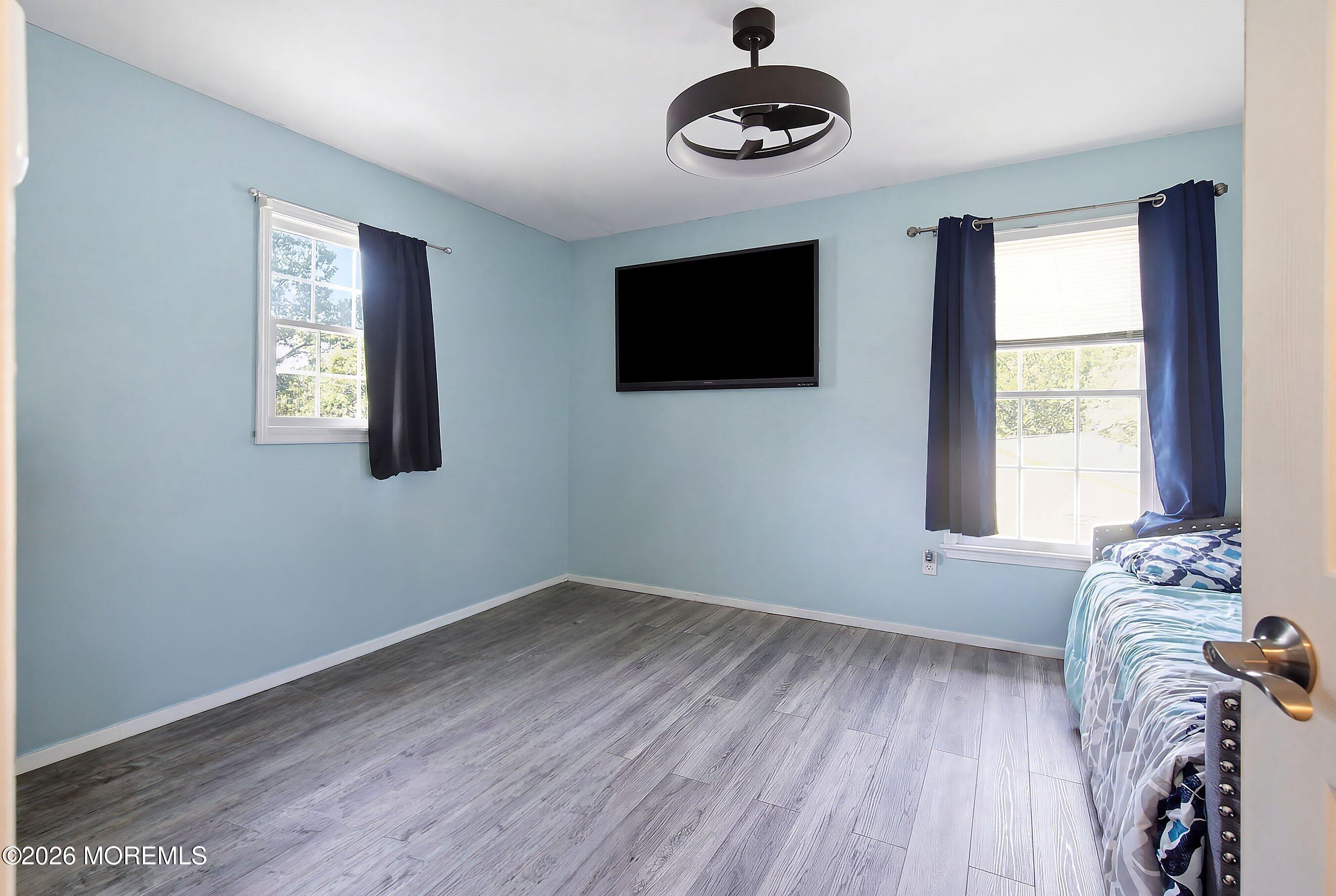 124 Yeoman Road Manahawkin, NJ 08050 - Photo 17 of 24 19-Bed 3A