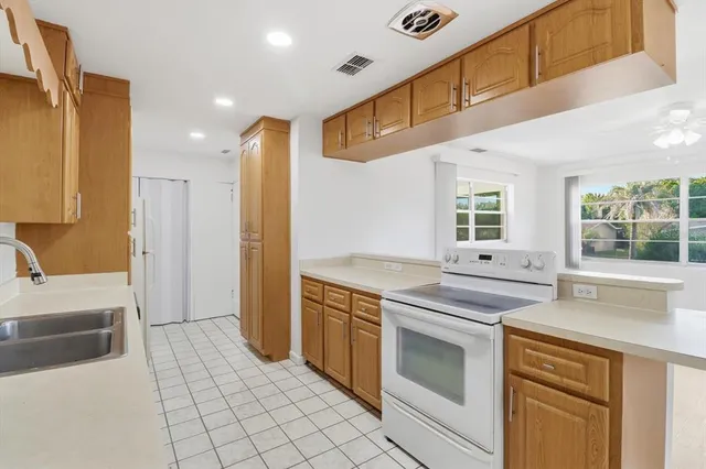 $1,450 | 13 North Wadsworth Avenue, Beverly Hills, FL 34465