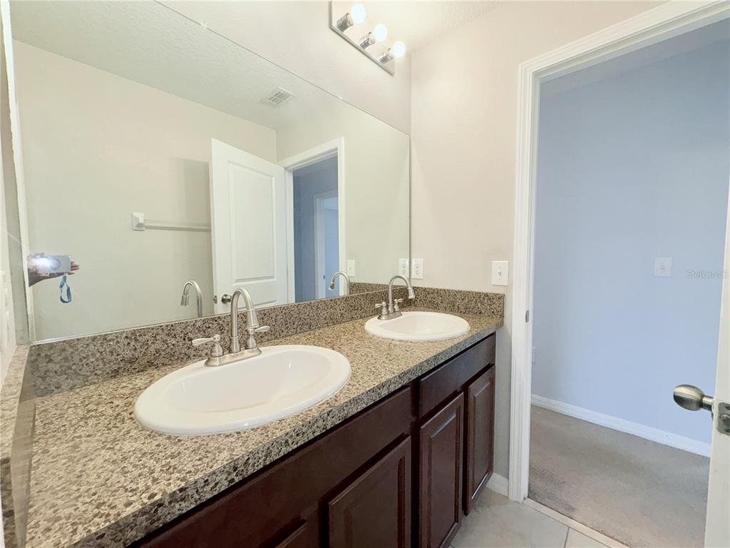 4935 Reflecting Pond Circle Wimauma, FL 33598 - Photo 31 of 41