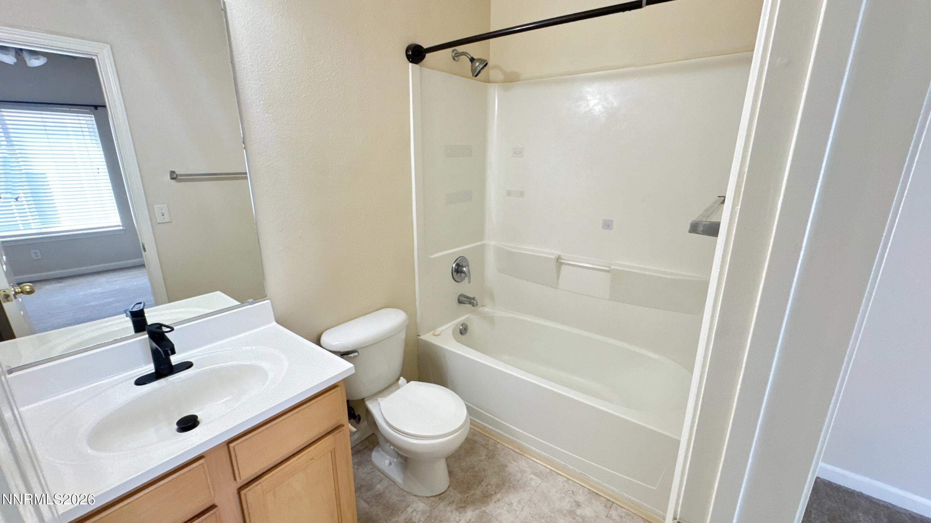 200 Talus Way, Unit 424 Reno, NV 89503 - Photo 7 of 21 XHNU4274_Copy