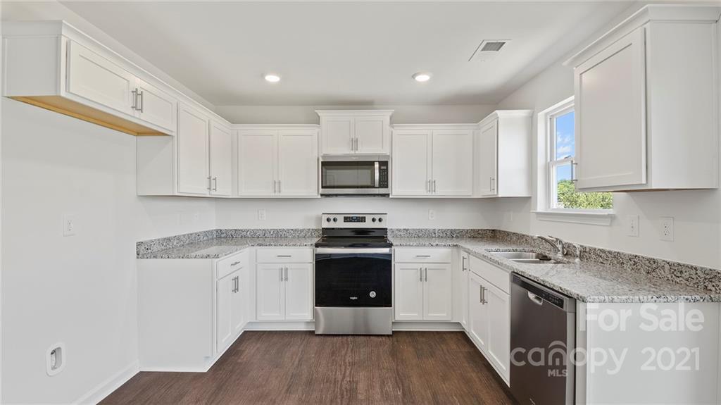 310 Oak Br Road, Unit 27 Arden, NC 28704 - Photo 15 of 26 Gallery Image 15